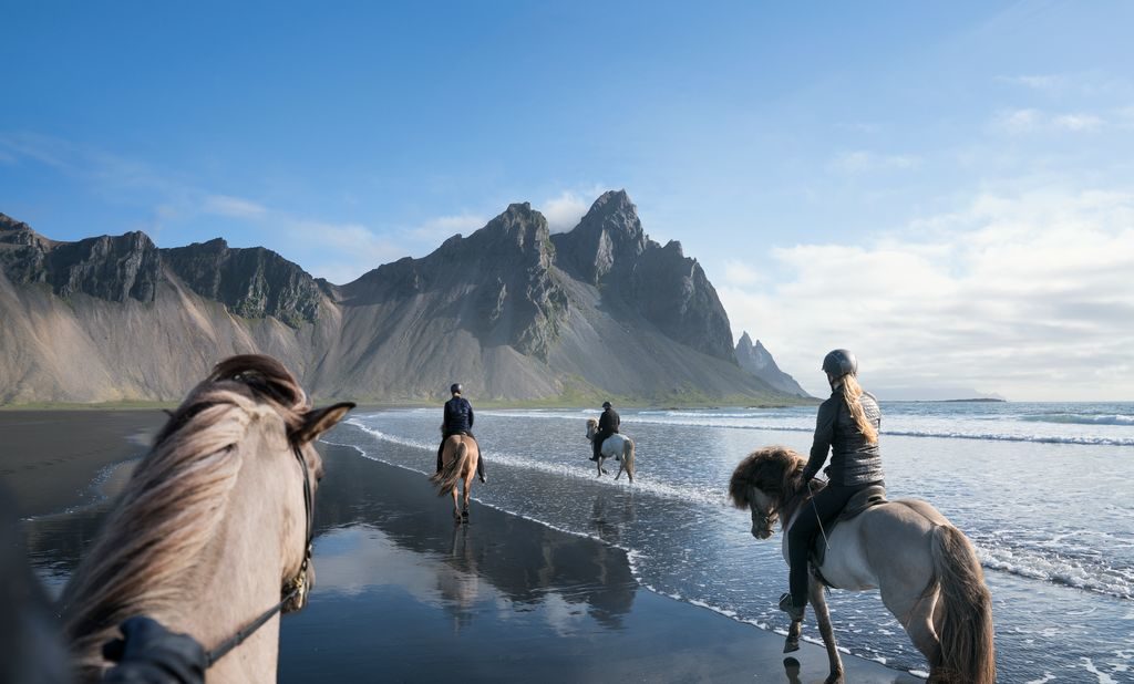Meet our exhibitors: Iceland Travel and Icelandair